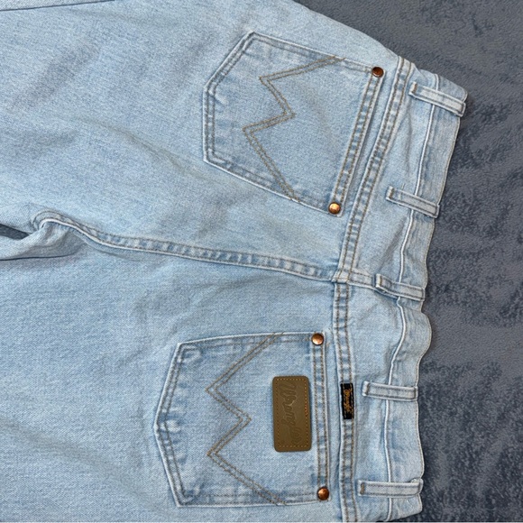 Wrangler Jeans Men 34 X 32 A002 - 4020 Light Denim Whitewash Cowboy Rodeo Style - Picture 3 of 12